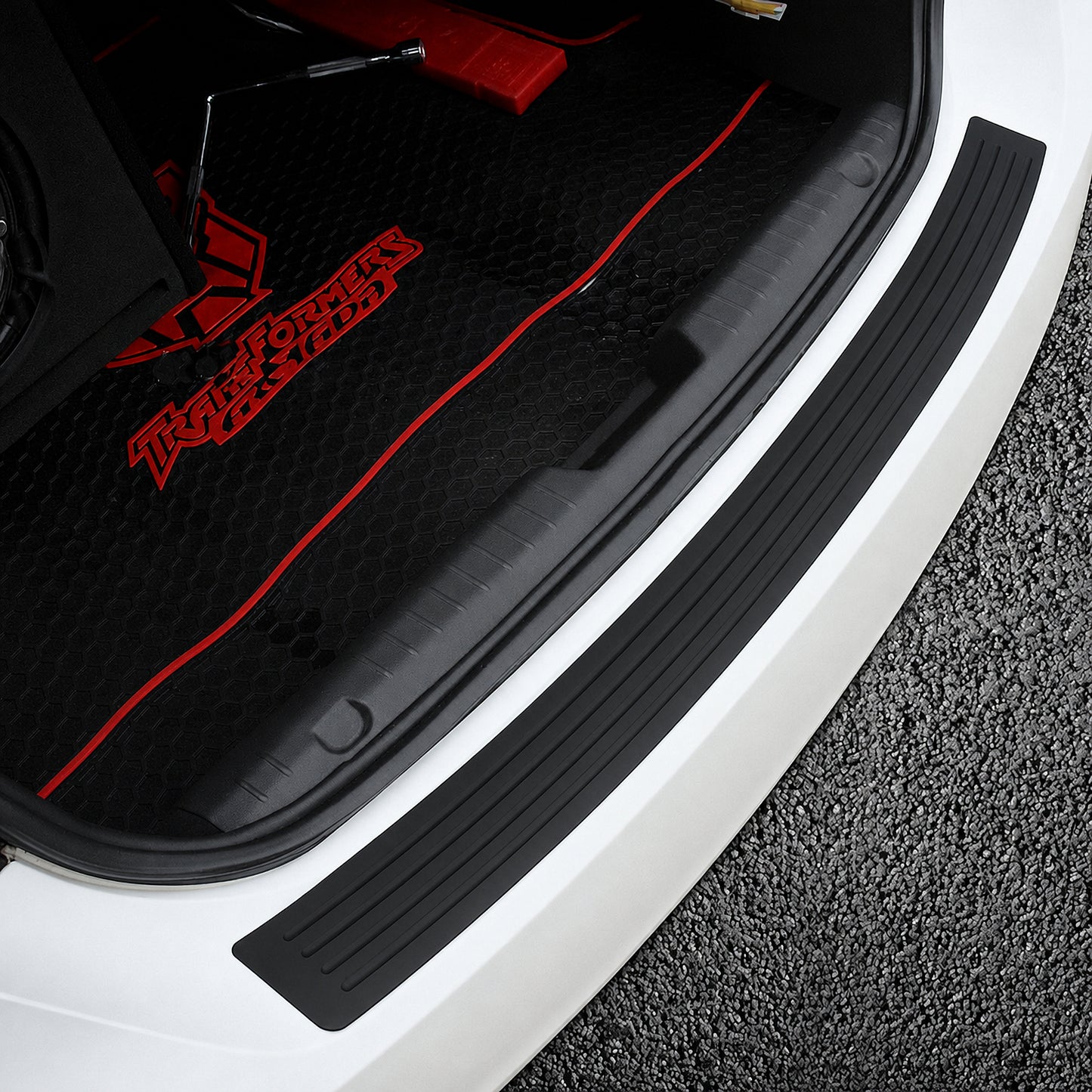 Universal Rear Hatch & Bumper Bar Protector
